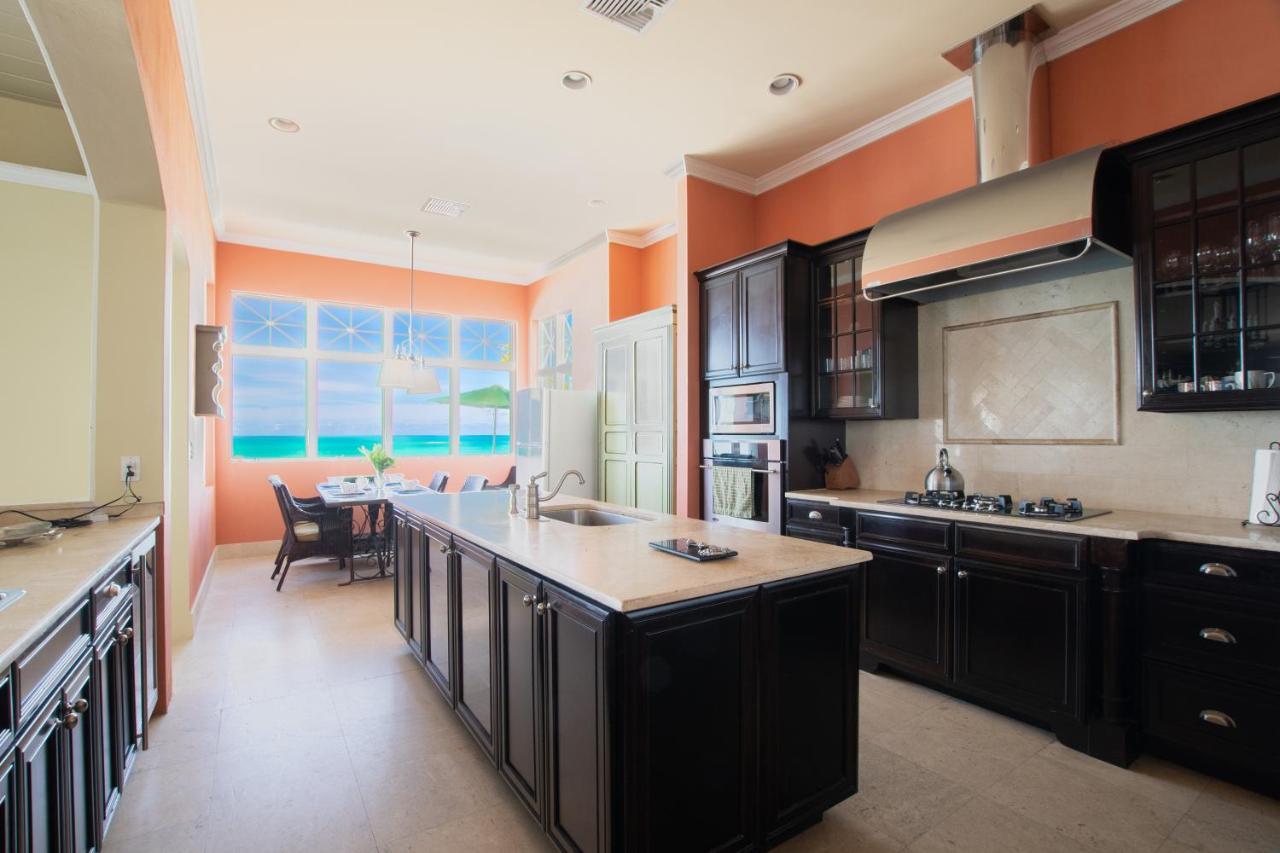 Villa La Mouette - Luxury Oceanfront Nassau
