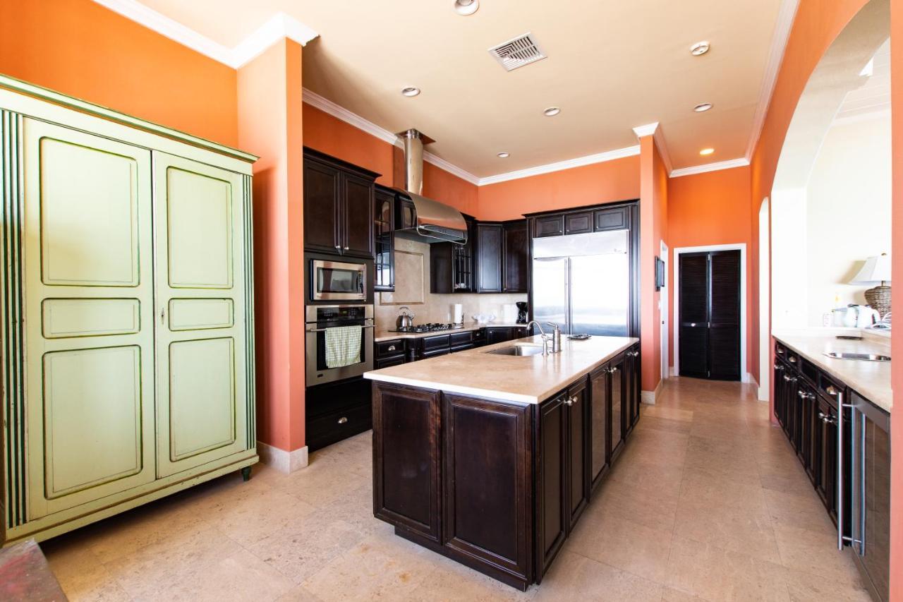 Villa La Mouette - Luxury Oceanfront Nassau
